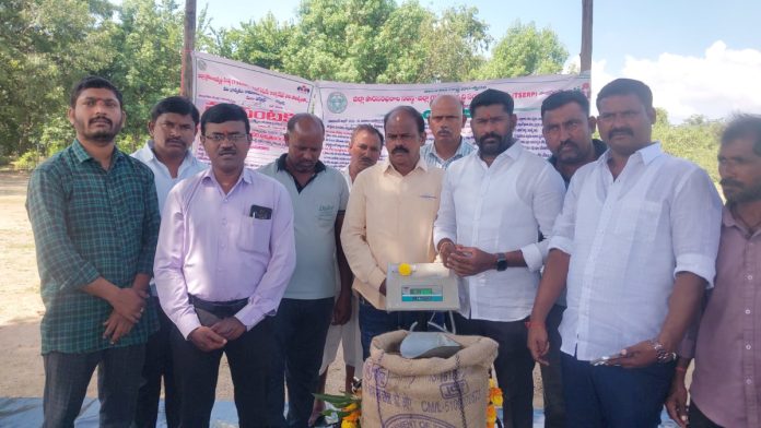 People should not be fooled by trusting middlemen: APM Bhumeshwar Goud
