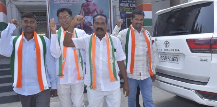 Priority should be given to seniors in the party.