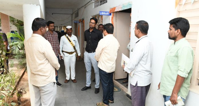 Provide better facilities for girls college