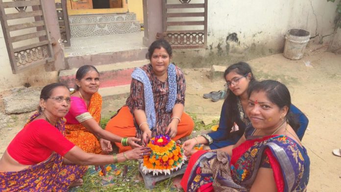 Saddula Bathukamma celebrations in full swing