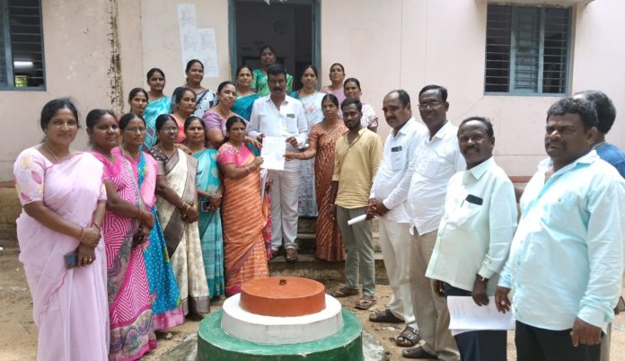 Solve the problems of Anganwadi and BLO Solve the problems of Anganwadi and BLO