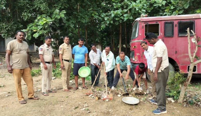 Swachh Bharat programme at the city fire station