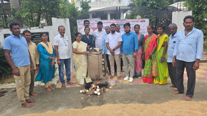 Tahsildar inaugurates paddy procurement centre in Secunderabad