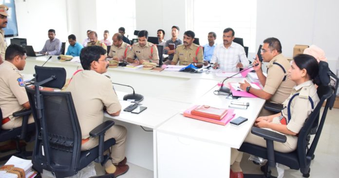 క్వాలిటీ ఆఫ్ ఇన్వెస్టిగేషన్ ద్వారా కేసుల పరిష్కార శాతాన్ని పెంచాలి: ఎస్పీ