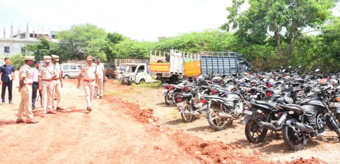 There should be no scope for illegal trafficking within the proper boundaries: SP T. Srinivasa Rao