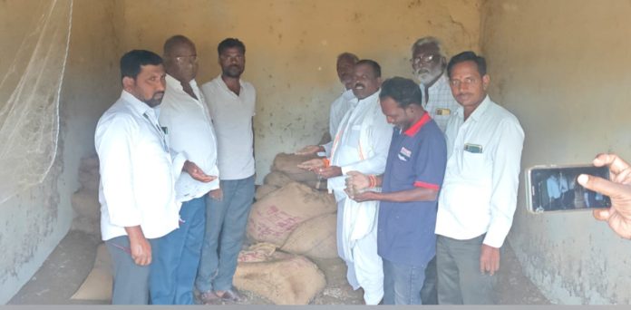 Thoom Ramulu wins seized pacers at auction