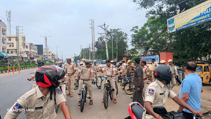 Tributes paid to police martyrs. Tributes paid to police martyrs