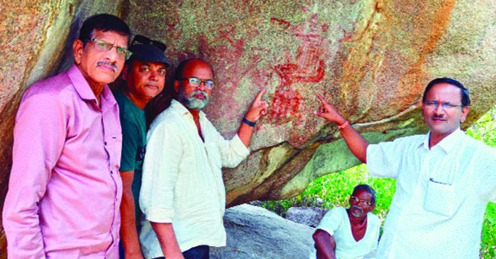 Untitled-103 copy Historical rock paintings in Venkatayapalli