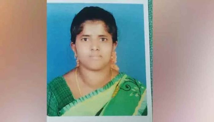 Baby dies due to medical negligence at maternity center Baby dies due to medical negligence at maternity center