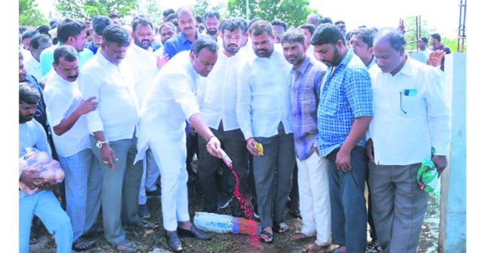 Untitled-45 copy There is no other idea than the development of Munugode.