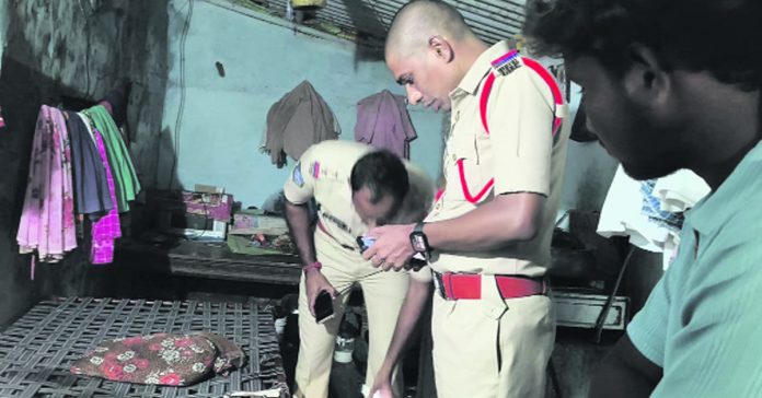 Woman attacked for gold