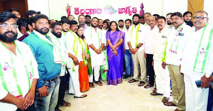 Many people join Telangana Jagruti