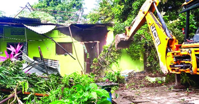 Removal of hydra encroachments in Kulsumpura