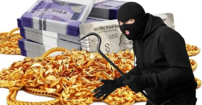 Massive theft in Filmnagar PS area..