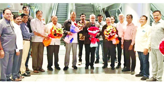 Speaker and Chairman arrive in Hyderabad