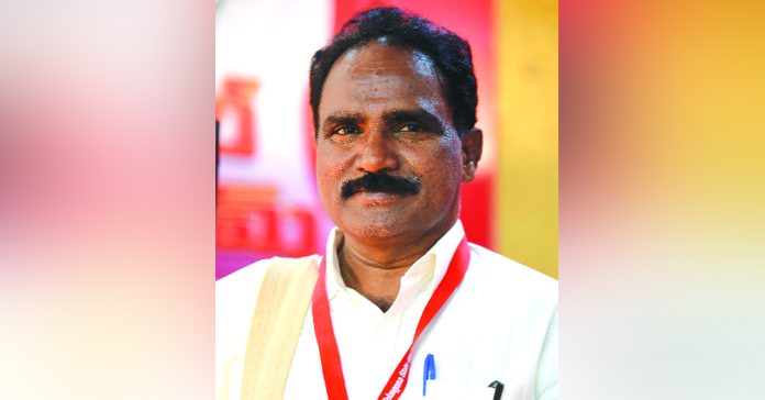 Compensation should be given as per the Land Acquisition Act 2013