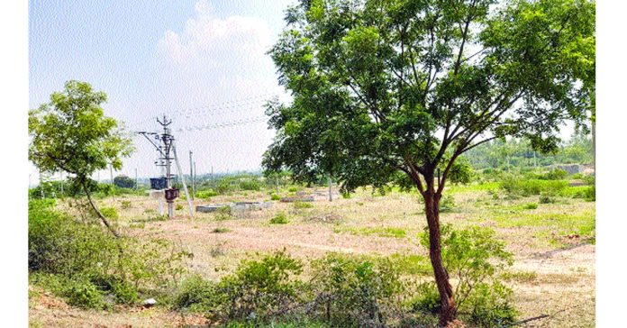 Land worth Rs. 25 thousand crores in the hands of corporates!