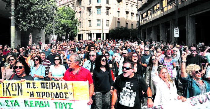 Working hours proposal bill should be withdrawn