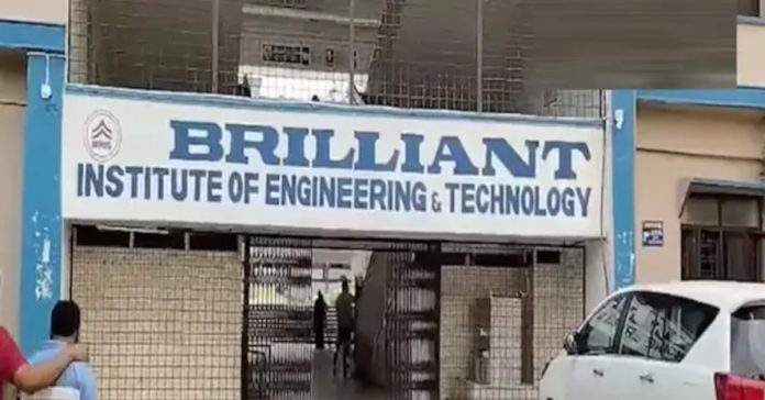 Thugs steal Rs 1 crore from engineering college