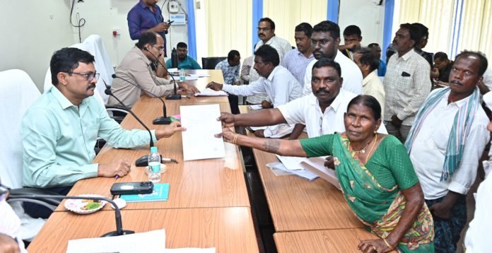 Upper castes occupy Dalit land Upper castes occupy Dalit land