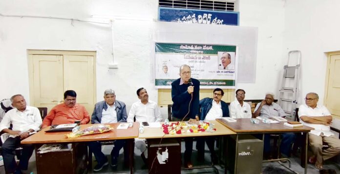 సమాజంలోని అంతరాలు తొలగించాలి