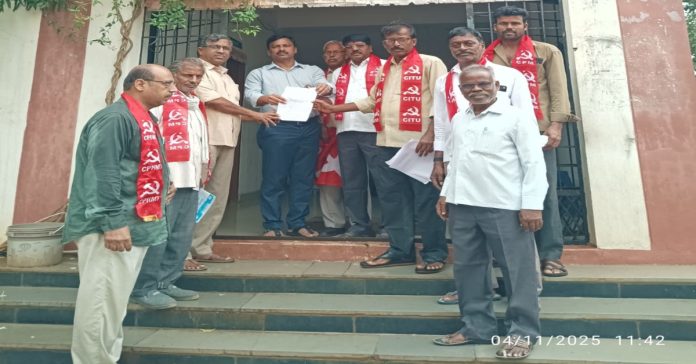 అధిక వర్షాలకు రైతన్నలకు తీవ్ర నష్టం రైతులను ఆదుకోవాలి సిపిఎం