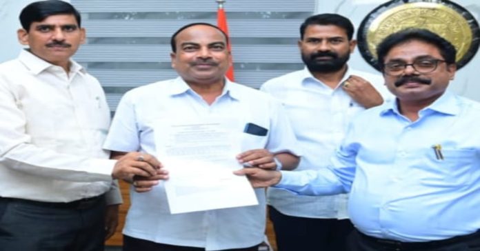 వెల్దండ సీనియర్ అసిస్టెంట్ కు పదోన్నతి