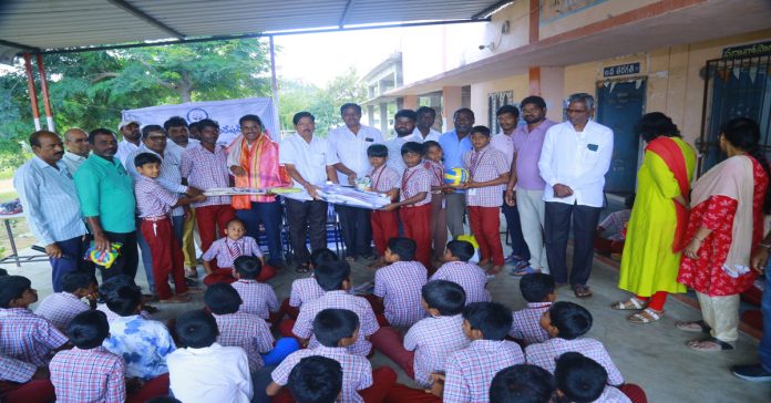 క్రమశిక్షణతో కూడిన విద్య.. విద్యార్థులకు ఉజ్వల భవిష్యత్తు