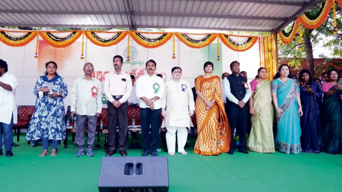 భారతీయుల్లో స్ఫూర్తి నింపిన వందేమాతర గీతం