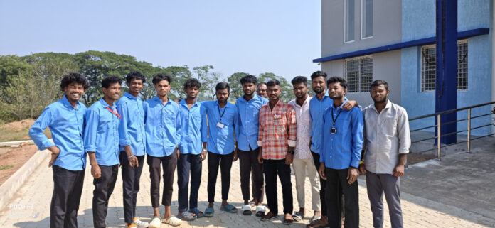 A government degree college should be established in Jannaram immediately.