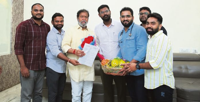 మంత్రి దామోదర రాజనరసింహకు