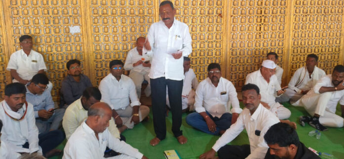 స్థానిక ఎన్నికలపై మద్నూర్ లో కార్యకర్తల సమావేశం..