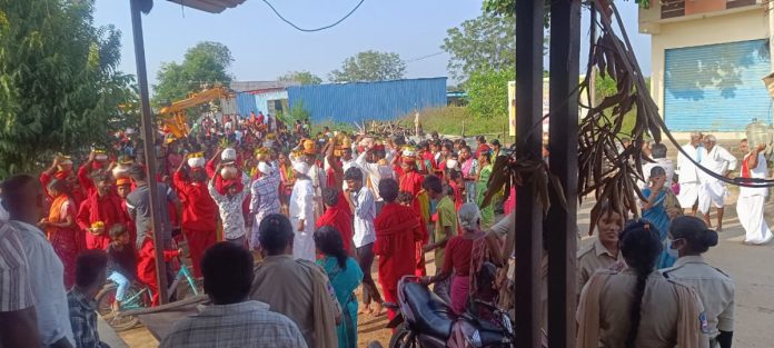 Adelli Pochamma statue installation ceremonies begin with grandeur