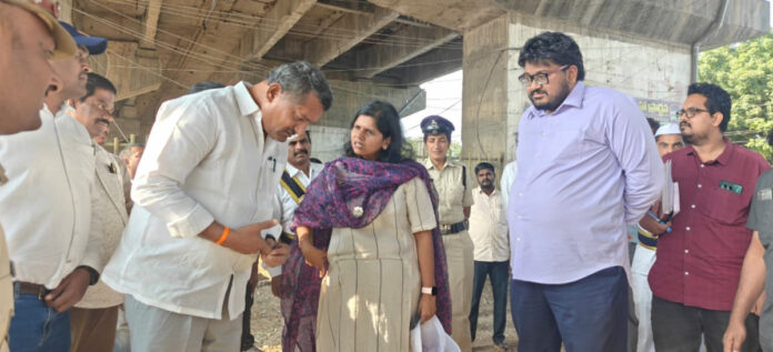 మిర్యాలగూడలో మంత్రుల పర్యటన ఏర్పాట్లు పరిశీలన