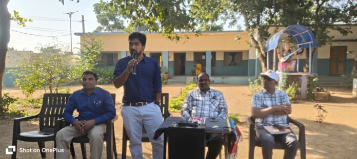 మానసిక సమస్యలపై విద్యార్థులకు అవగాహన సదస్సు