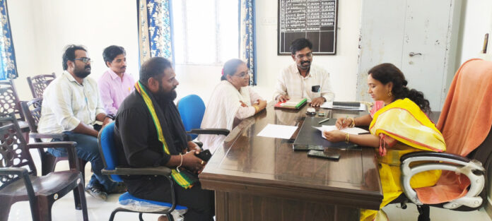 ఎన్నికల పనుల్లో జాగ్రత్తగా వ్యవహరించాలి