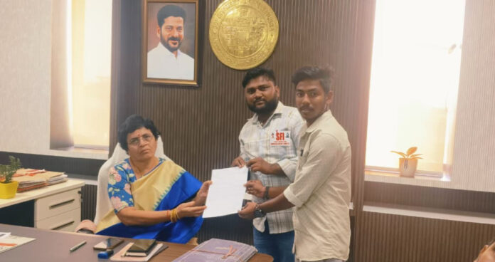 Bench facilities should be provided to Kataram ITI College.