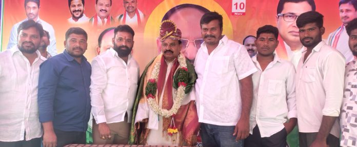 మాజీ జెడ్పి వైస్ ఛైర్మెన్ కర్నాటి లింగారెడ్డి జన్మదిన వేడుకలు