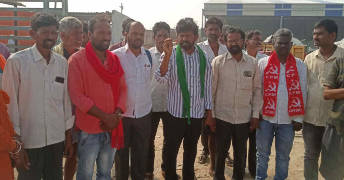 పత్తి కొనుగోలుపై సీసీఐ విధించిన ఆంక్షలు తొలగించాలి