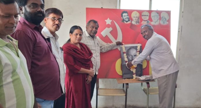 లెనిన్ కు ఘన నివాళి అర్పించిన సీపీఐ(ఎం) జిల్లా కమిటీ