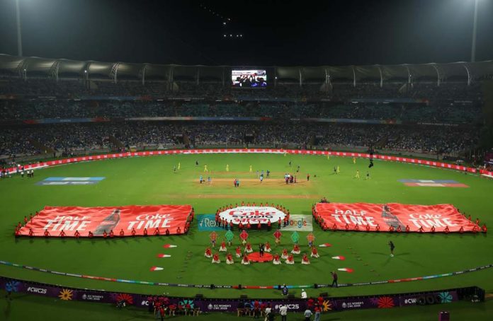 ఐసీసీ మహిళల క్రికెట్ ప్రపంచకప్ సెమీఫైనల్ను రిఫ్రెష్ చేసిన కోకా-కోలా ఇండియా