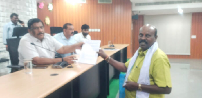 డేంజర్ జోన్ లో ఉన్న ఇండ్లకు పరిహారం, ప్యాకేజి ఇవ్వాలి