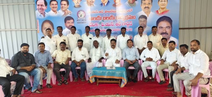 పత్తి రైతులను ఆదుకోవాలి