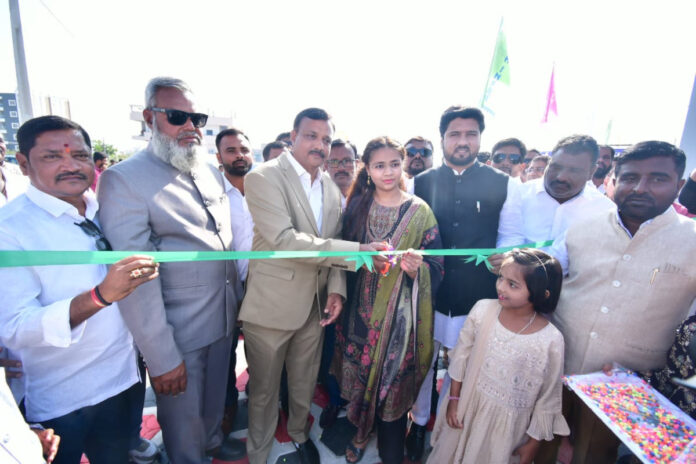 ఘనంగా క్రీస్టల్ హైట్స్ ప్రారంభం..