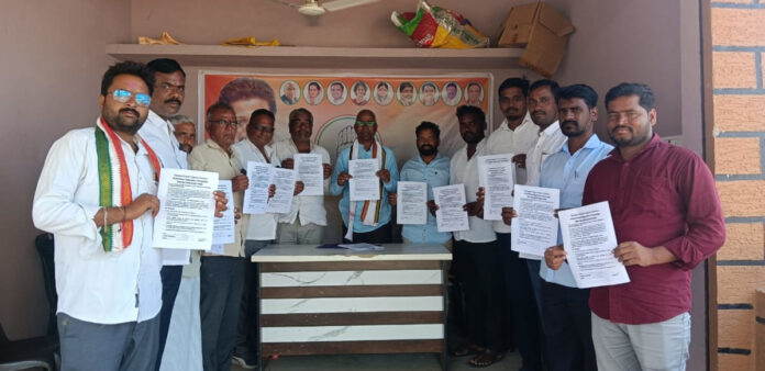 ఓట్ చోరికి వ్యతిరేకంగా డోంగ్లీ కాంగ్రెస్ నేతల నిరసన