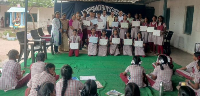 Essay writing speech and quiz competitions for students