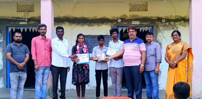 పెద్దతూండ్ల హైస్కూల్లో చెకుముకి సైన్స్ సంబరాలు..