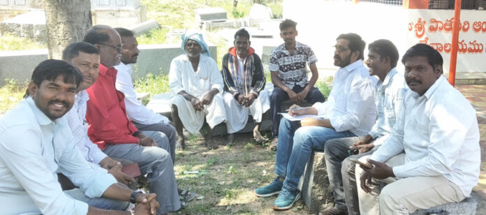 ధాన్యం కొనుగోళ్లను వేగవంతం చేయాలి