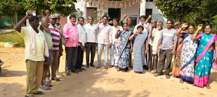 గ్రామపంచాయతీ సిబ్బందిని పర్మినెంట్ చేయాలి..