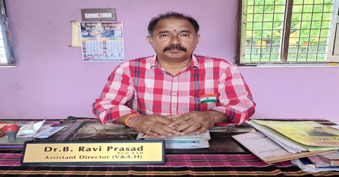 పాడి రైతులు గాలికుంటు వ్యాధి నివారణ టీకాలను సద్వినియోగం చేసుకోండి